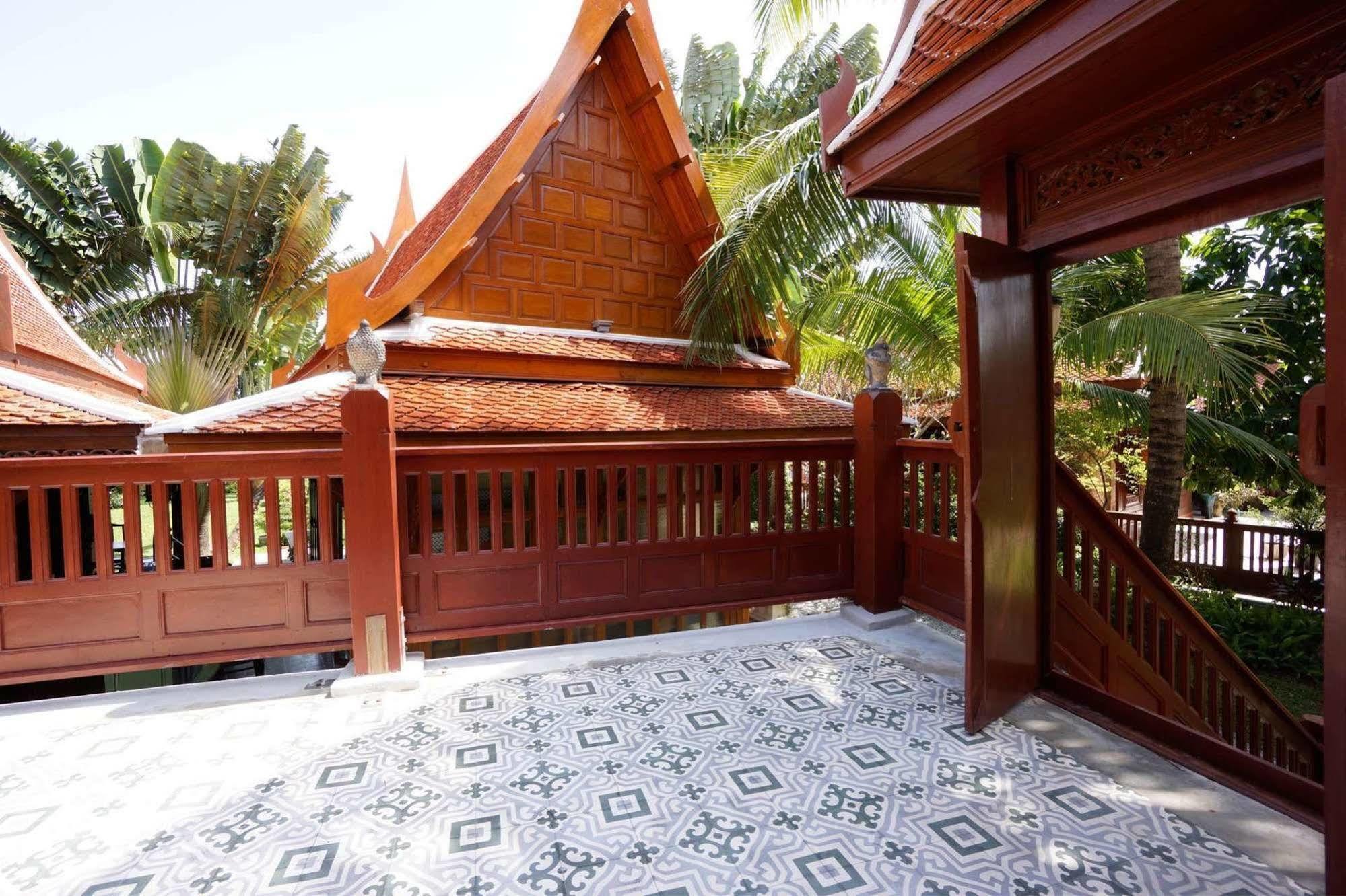 Baan Sang Pathum Hotel Rawai Exterior photo
